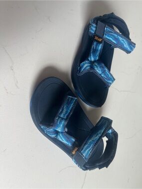Teva Kids Navy & Blue Patterned Strap Sandals